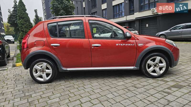 Внедорожник / Кроссовер Dacia Sandero StepWay 2010 в Ивано-Франковске