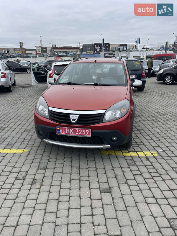 Внедорожник / Кроссовер Dacia Sandero StepWay 2010 в Черновцах