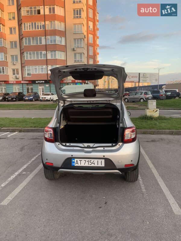 Внедорожник / Кроссовер Dacia Sandero StepWay 2014 в Ивано-Франковске