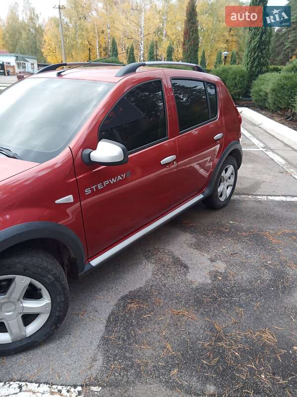 Внедорожник / Кроссовер Dacia Sandero StepWay 2010 в Лебедине фото 8 Внедорожник / Кроссовер Dacia Sandero StepWay 2010 в Лебедине