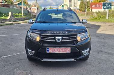 Внедорожник / Кроссовер Dacia Sandero StepWay 2013 в Новоархангельске