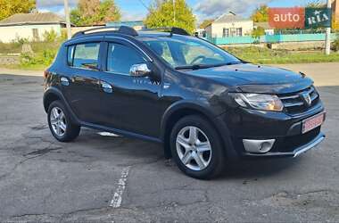 Внедорожник / Кроссовер Dacia Sandero StepWay 2013 в 