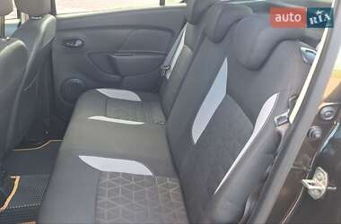 Внедорожник / Кроссовер Dacia Sandero StepWay 2013 в 