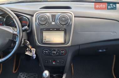 Внедорожник / Кроссовер Dacia Sandero StepWay 2013 в 