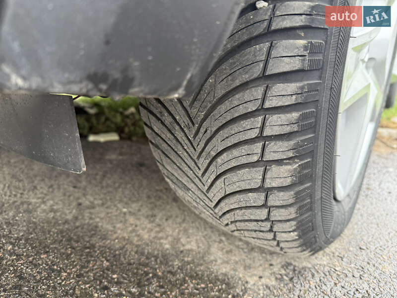 Позашляховик / Кросовер Dacia Sandero StepWay 2015 в Нововолинську фото 25 Позашляховик / Кросовер Dacia Sandero StepWay 2015 в Нововолинську