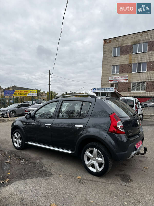 Позашляховик / Кросовер Dacia Sandero StepWay 2010 в Сумах фото 3 Позашляховик / Кросовер Dacia Sandero StepWay 2010 в Сумах