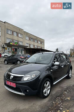 Позашляховик / Кросовер Dacia Sandero StepWay 2010 в Сумах