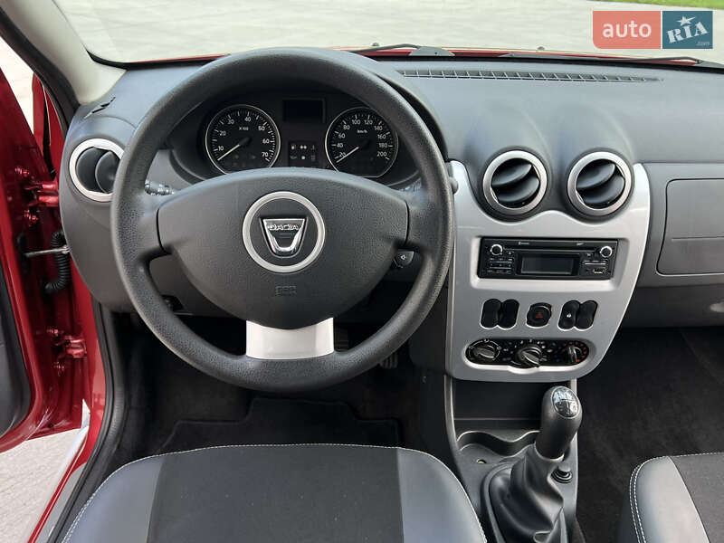 Внедорожник / Кроссовер Dacia Sandero StepWay 2012 в Луцке