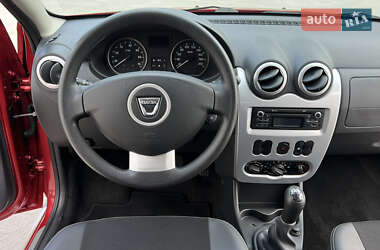 Позашляховик / Кросовер Dacia Sandero StepWay 2012 в 