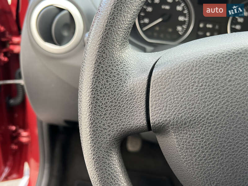 Внедорожник / Кроссовер Dacia Sandero StepWay 2012 в Луцке