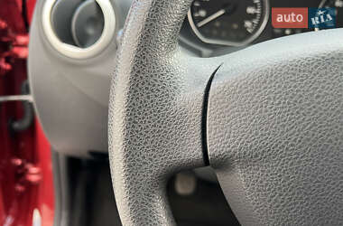Позашляховик / Кросовер Dacia Sandero StepWay 2012 в 