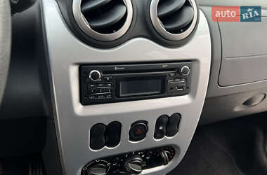 Позашляховик / Кросовер Dacia Sandero StepWay 2012 в 