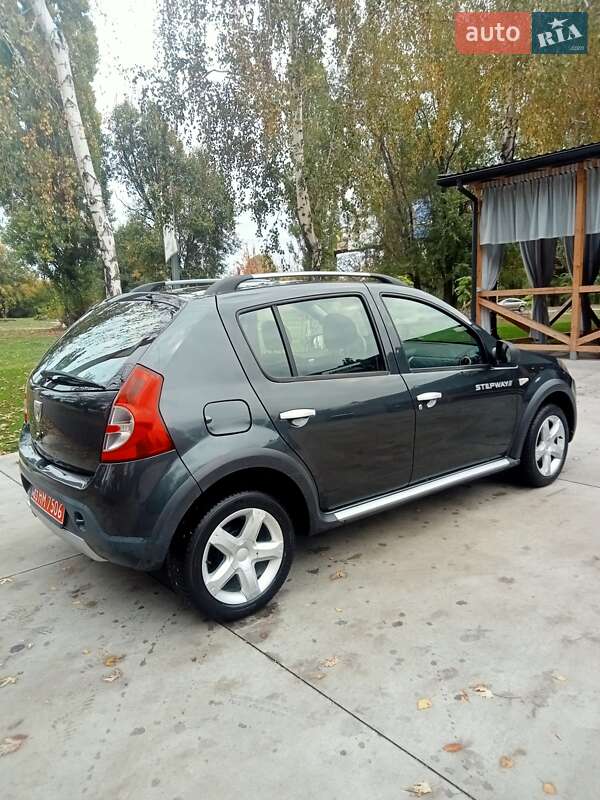 Позашляховик / Кросовер Dacia Sandero StepWay 2010 в Кам'янському фото 7 Позашляховик / Кросовер Dacia Sandero StepWay 2010 в Кам'янському