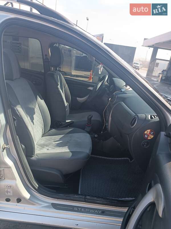 Внедорожник / Кроссовер Dacia Sandero StepWay 2012 в Львове фото 21 Внедорожник / Кроссовер Dacia Sandero StepWay 2012 в Львове