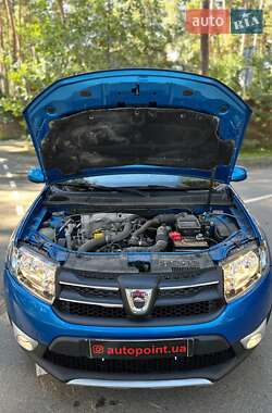 Позашляховик / Кросовер Dacia Sandero StepWay 2016 в 