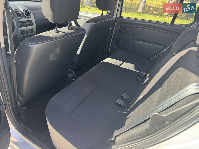 Внедорожник / Кроссовер Dacia Sandero StepWay 2012 в Стрые фото 16 Внедорожник / Кроссовер Dacia Sandero StepWay 2012 в Стрые