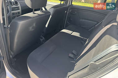 Внедорожник / Кроссовер Dacia Sandero StepWay 2012 в 