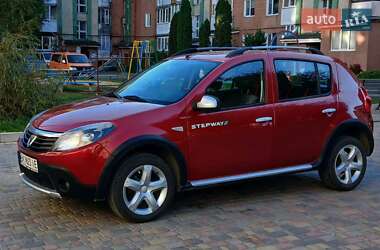 Позашляховик / Кросовер Dacia Sandero StepWay 2012 в Костопілі