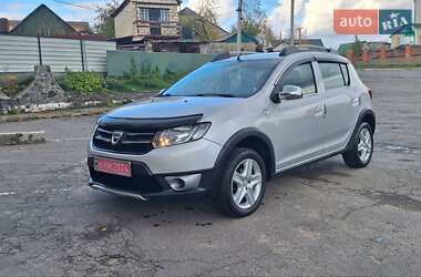 Внедорожник / Кроссовер Dacia Sandero StepWay 2013 в Новоархангельске