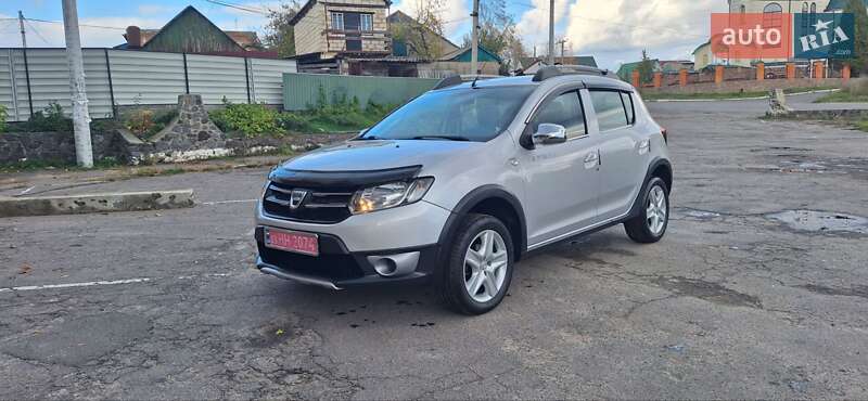 Внедорожник / Кроссовер Dacia Sandero StepWay 2013 в Новоархангельске фото 3 Внедорожник / Кроссовер Dacia Sandero StepWay 2013 в Новоархангельске