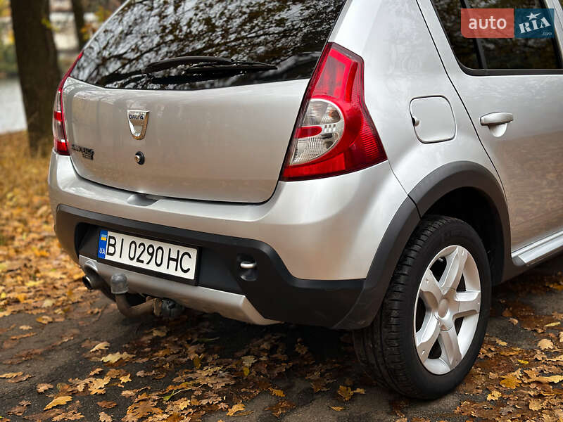 Внедорожник / Кроссовер Dacia Sandero StepWay 2010 в Сумах фото 17 Внедорожник / Кроссовер Dacia Sandero StepWay 2010 в Сумах
