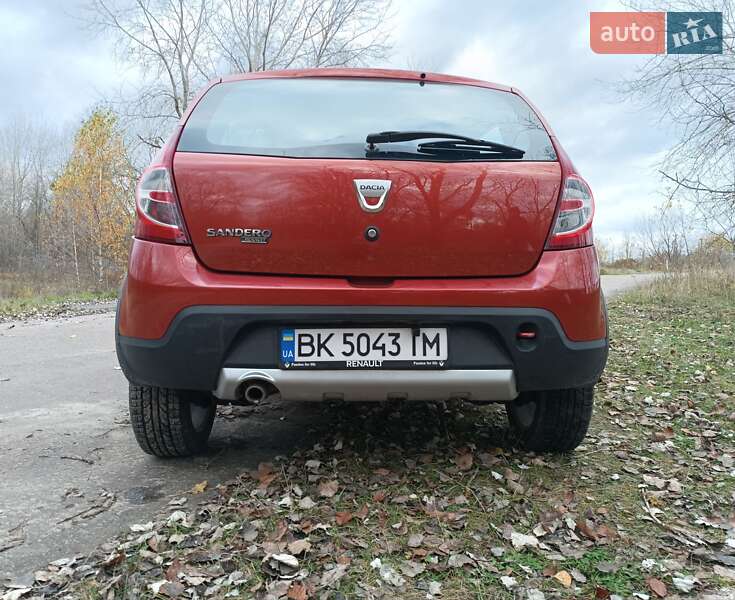 Внедорожник / Кроссовер Dacia Sandero StepWay 2010 в Ровно