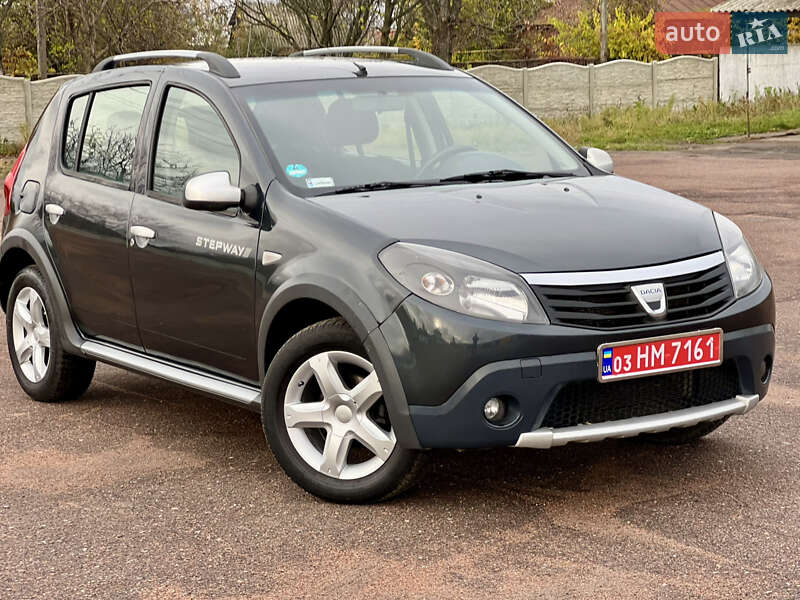 Позашляховик / Кросовер Dacia Sandero StepWay 2010 в Кролевці