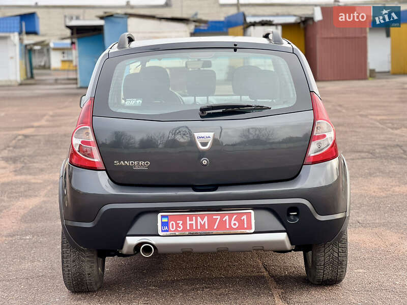 Позашляховик / Кросовер Dacia Sandero StepWay 2010 в Кролевці