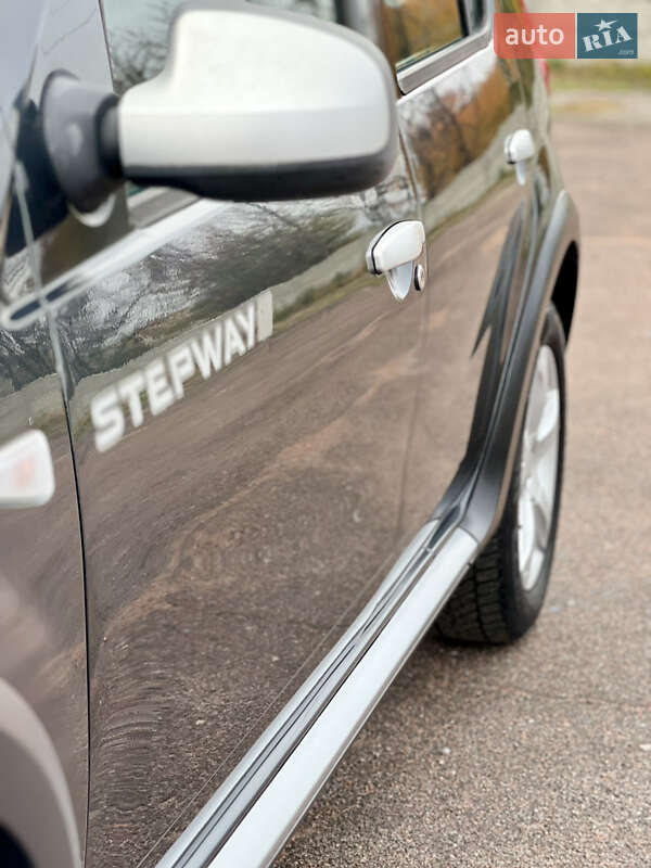 Позашляховик / Кросовер Dacia Sandero StepWay 2010 в Кролевці