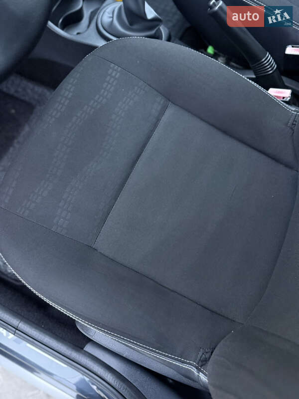 Внедорожник / Кроссовер Dacia Sandero StepWay 2010 в Владимире фото 49 Внедорожник / Кроссовер Dacia Sandero StepWay 2010 в Владимире