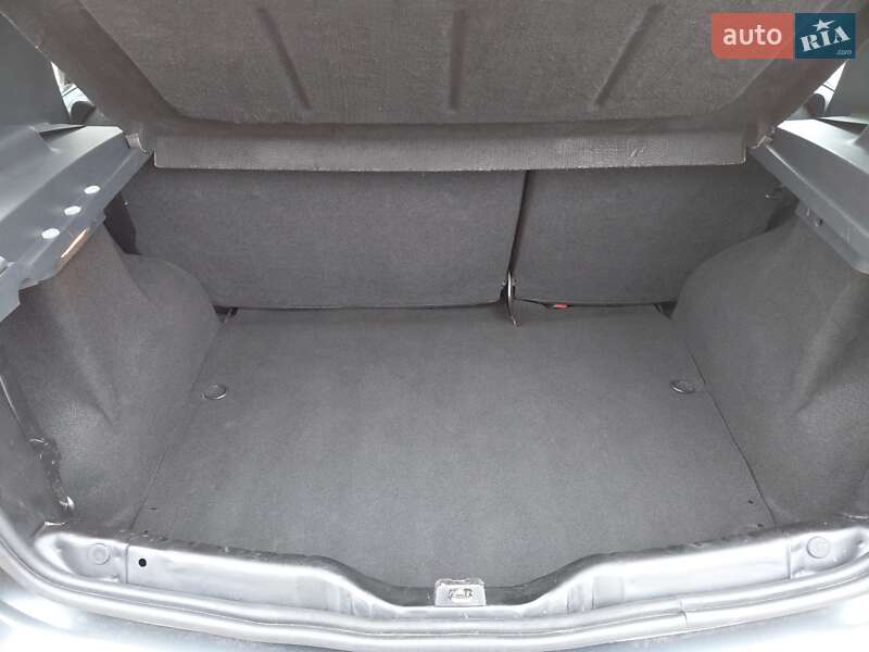 Внедорожник / Кроссовер Dacia Sandero StepWay 2010 в Хороле