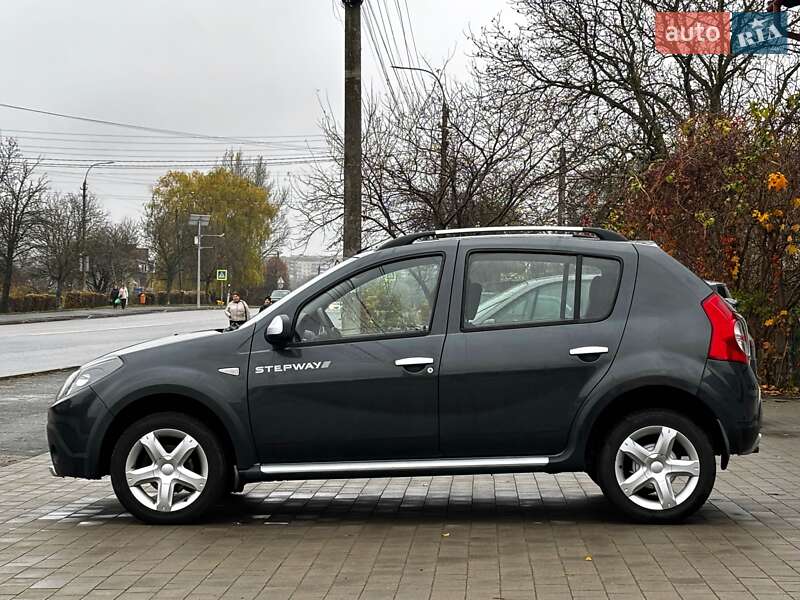 Позашляховик / Кросовер Dacia Sandero StepWay 2012 в Красилові фото 34 Позашляховик / Кросовер Dacia Sandero StepWay 2012 в Красилові