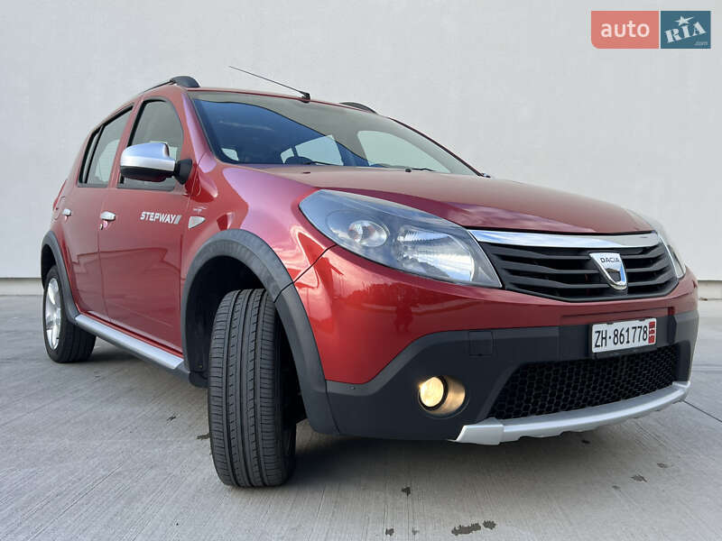 Позашляховик / Кросовер Dacia Sandero StepWay 2012 в Луцьку