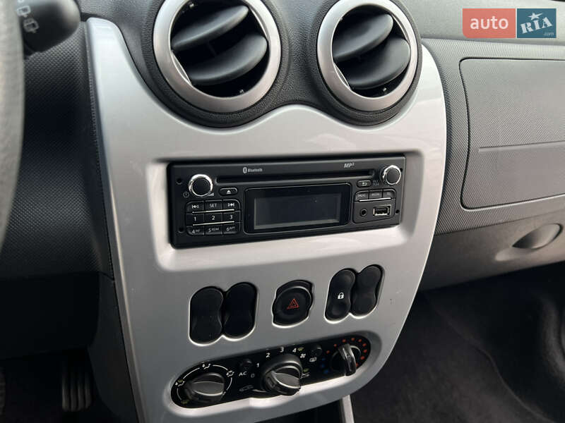 Позашляховик / Кросовер Dacia Sandero StepWay 2012 в Луцьку