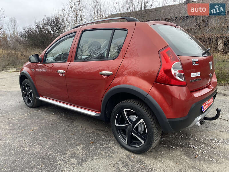 Позашляховик / Кросовер Dacia Sandero StepWay 2011 в Хоролі фото 6 Позашляховик / Кросовер Dacia Sandero StepWay 2011 в Хоролі