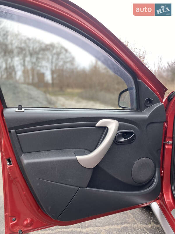 Позашляховик / Кросовер Dacia Sandero StepWay 2011 в Хоролі фото 17 Позашляховик / Кросовер Dacia Sandero StepWay 2011 в Хоролі