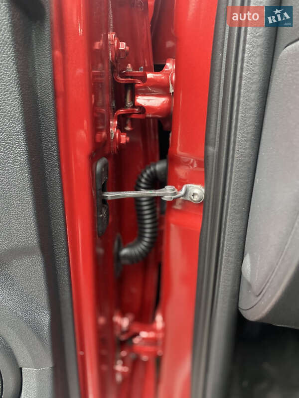 Позашляховик / Кросовер Dacia Sandero StepWay 2011 в Хоролі фото 27 Позашляховик / Кросовер Dacia Sandero StepWay 2011 в Хоролі