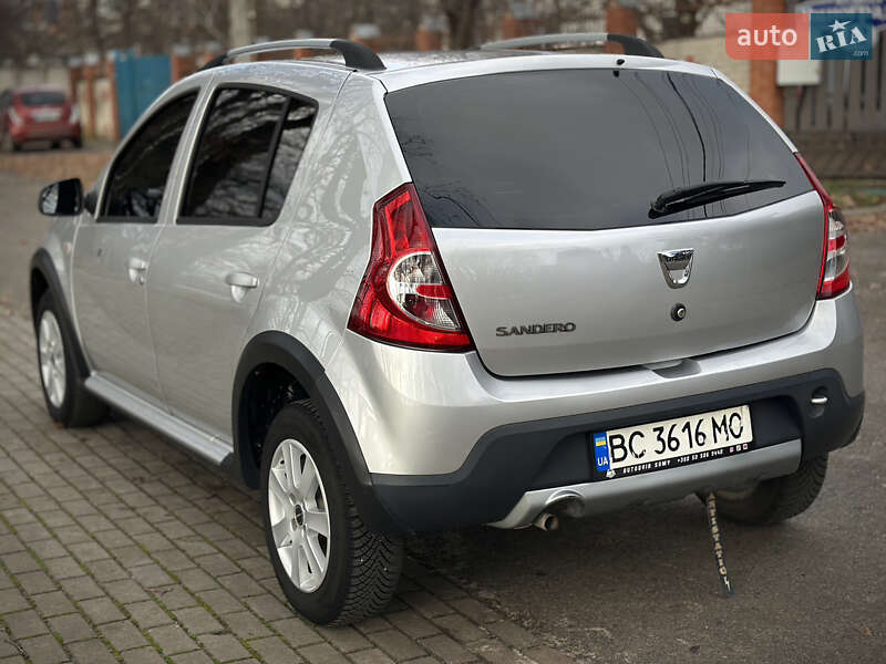 Внедорожник / Кроссовер Dacia Sandero StepWay 2012 в Сумах фото 15 Внедорожник / Кроссовер Dacia Sandero StepWay 2012 в Сумах