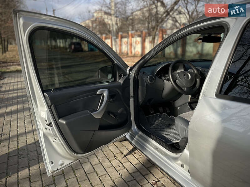 Внедорожник / Кроссовер Dacia Sandero StepWay 2012 в Сумах фото 51 Внедорожник / Кроссовер Dacia Sandero StepWay 2012 в Сумах