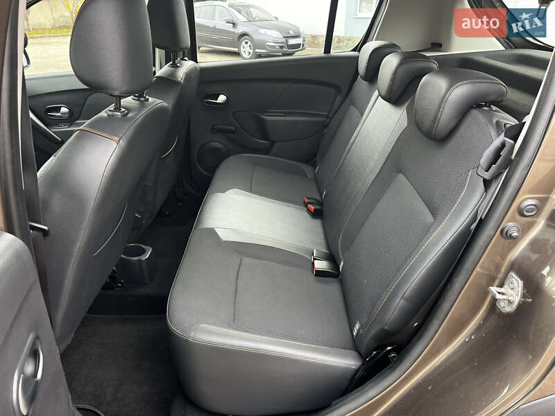 Внедорожник / Кроссовер Dacia Sandero StepWay 2017 в Луцке