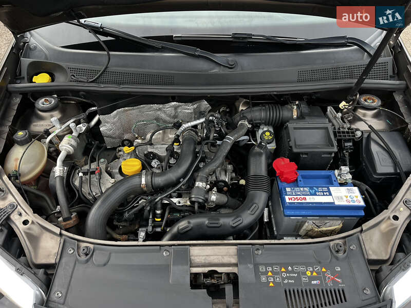 Внедорожник / Кроссовер Dacia Sandero StepWay 2017 в Луцке