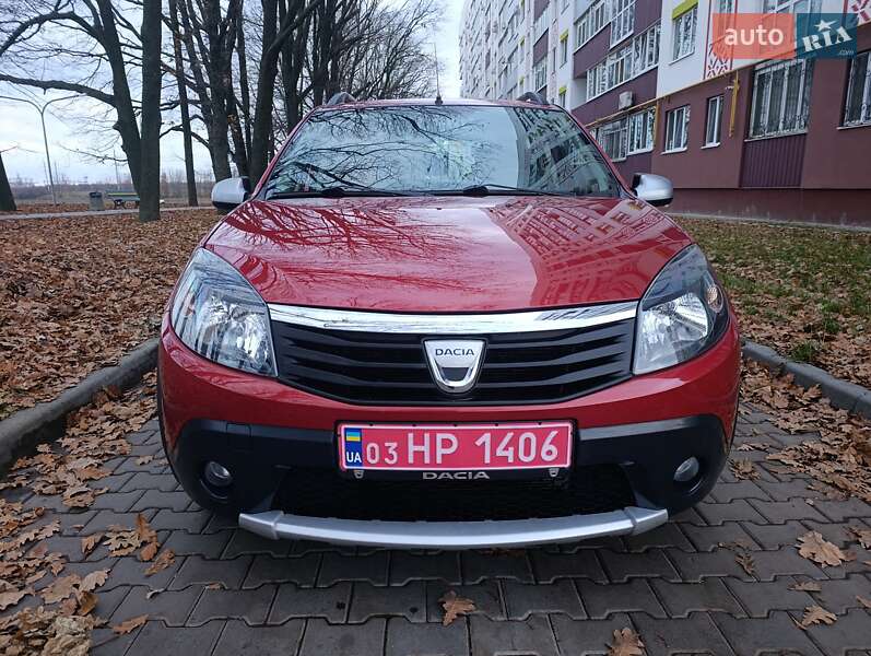 Внедорожник / Кроссовер Dacia Sandero StepWay 2010 в Полтаве