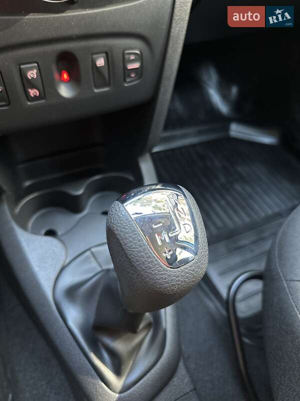 Позашляховик / Кросовер Dacia Sandero StepWay 2016 в Білогородці