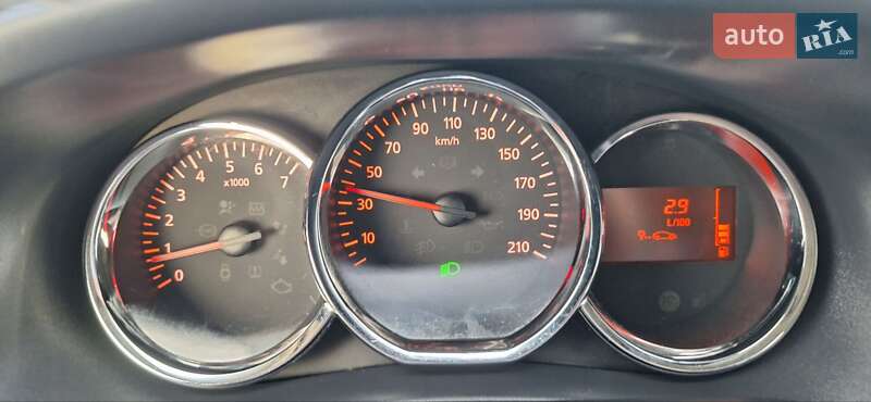 Внедорожник / Кроссовер Dacia Sandero StepWay 2015 в Новоархангельске