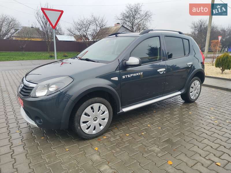 Dacia Sandero StepWay 2011 Dacia Sandero StepWay 2011