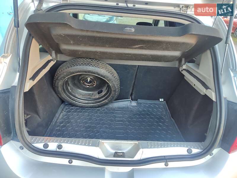 Внедорожник / Кроссовер Dacia Sandero StepWay 2013 в Тернополе