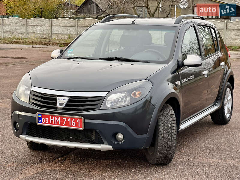 Позашляховик / Кросовер Dacia Sandero StepWay 2011 в Кролевці