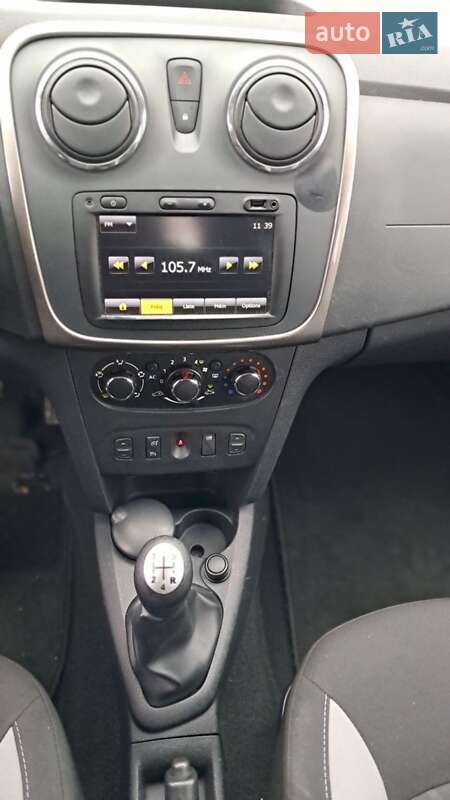 Внедорожник / Кроссовер Dacia Sandero StepWay 2013 в Дубно