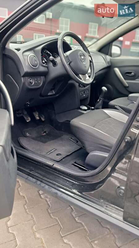 Внедорожник / Кроссовер Dacia Sandero StepWay 2013 в Дубно