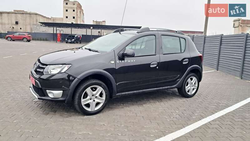 Внедорожник / Кроссовер Dacia Sandero StepWay 2013 в Дубно